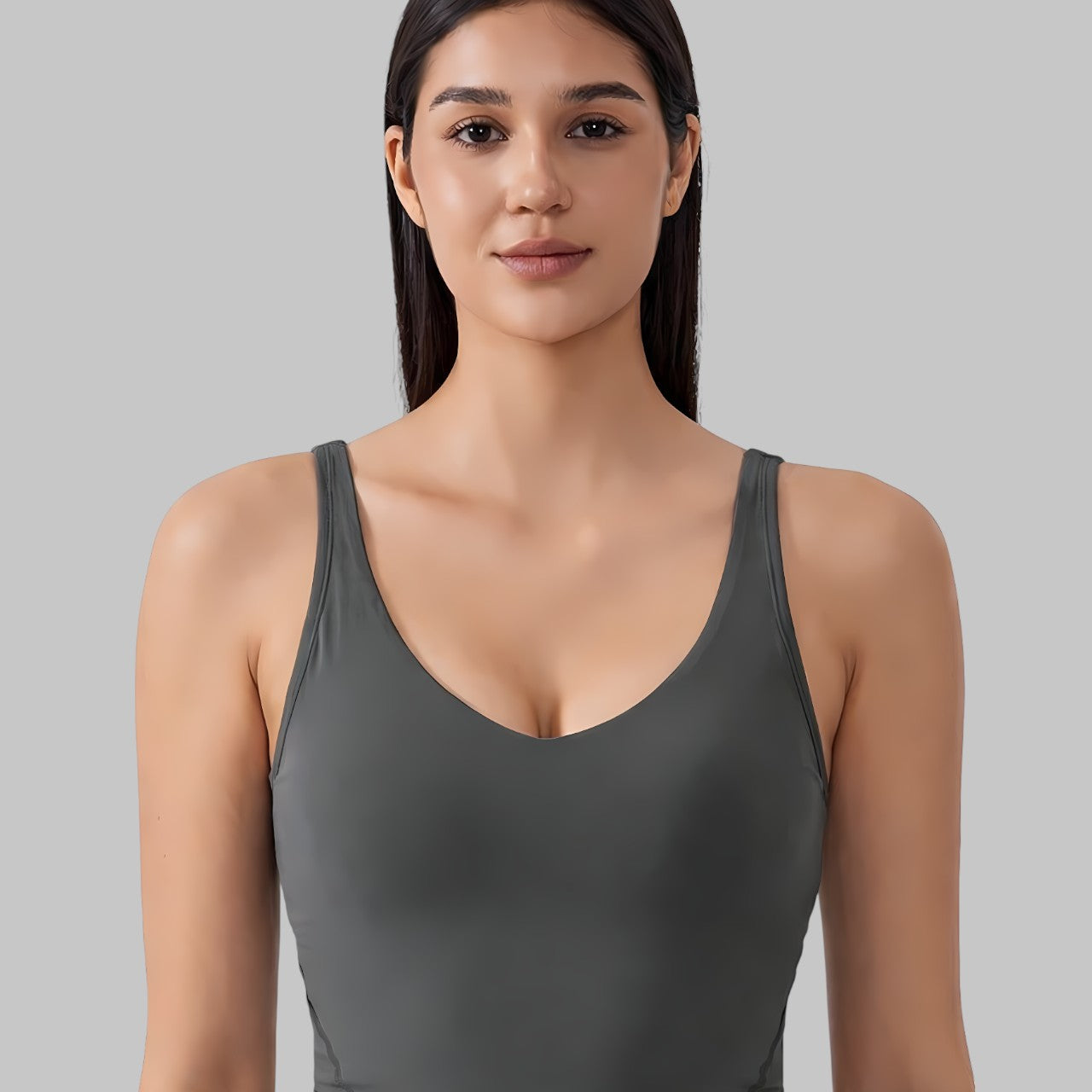 Top Deportivo Tank Gris Oscuro