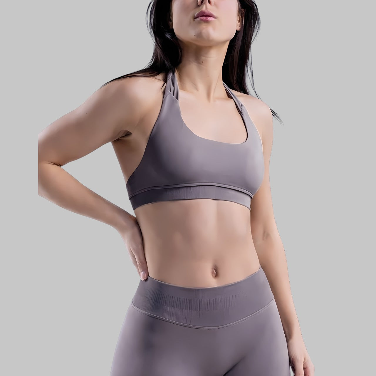 Top Deportivo Halter Gris Oscuro